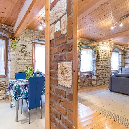 Dino Carrera Apartment Rovinj