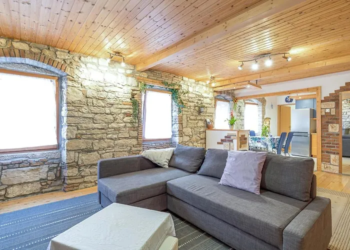 Διαμέρισμα Dino Carrera *