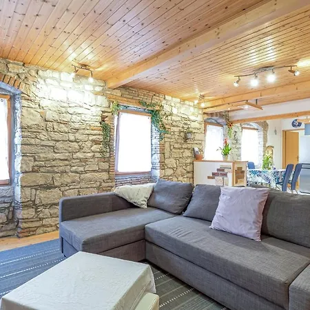 Apartman Dino Carrera *