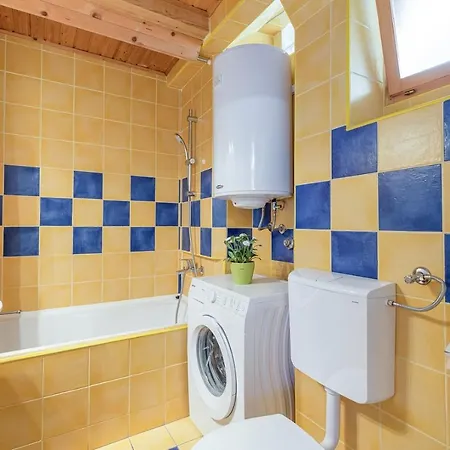 Apartman Dino Carrera *